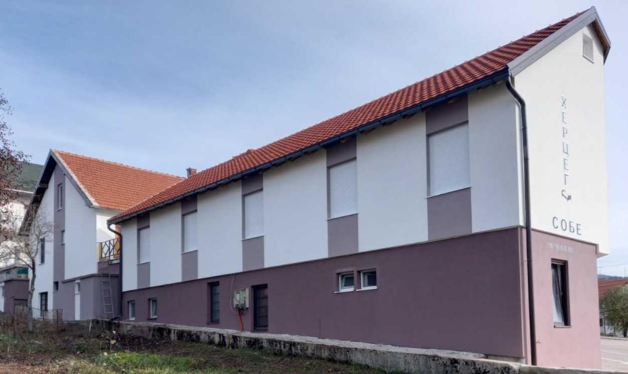 Apartmani Herceg Gacko Eksteriør billede